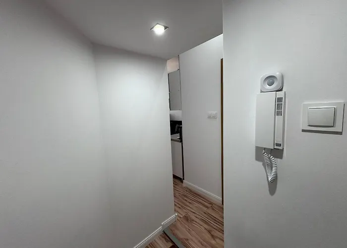 W Centrum Jeleniej Gory Przy Ulicy Dlugiej