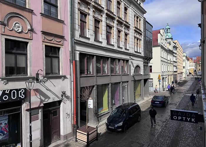 W Centrum Jeleniej Gory Przy Ulicy Dlugiej Apartment *