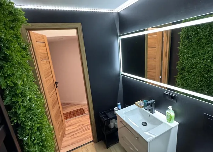 Apartment W Centrum Jeleniej Gory Przy Ulicy Dlugiej Jelenia Góra